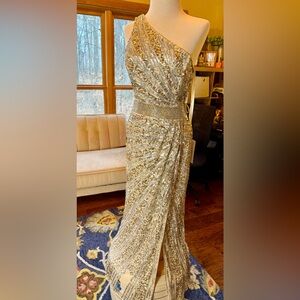Mac Duggal Gold Sequin One-Shoulder Maxi Dress 8